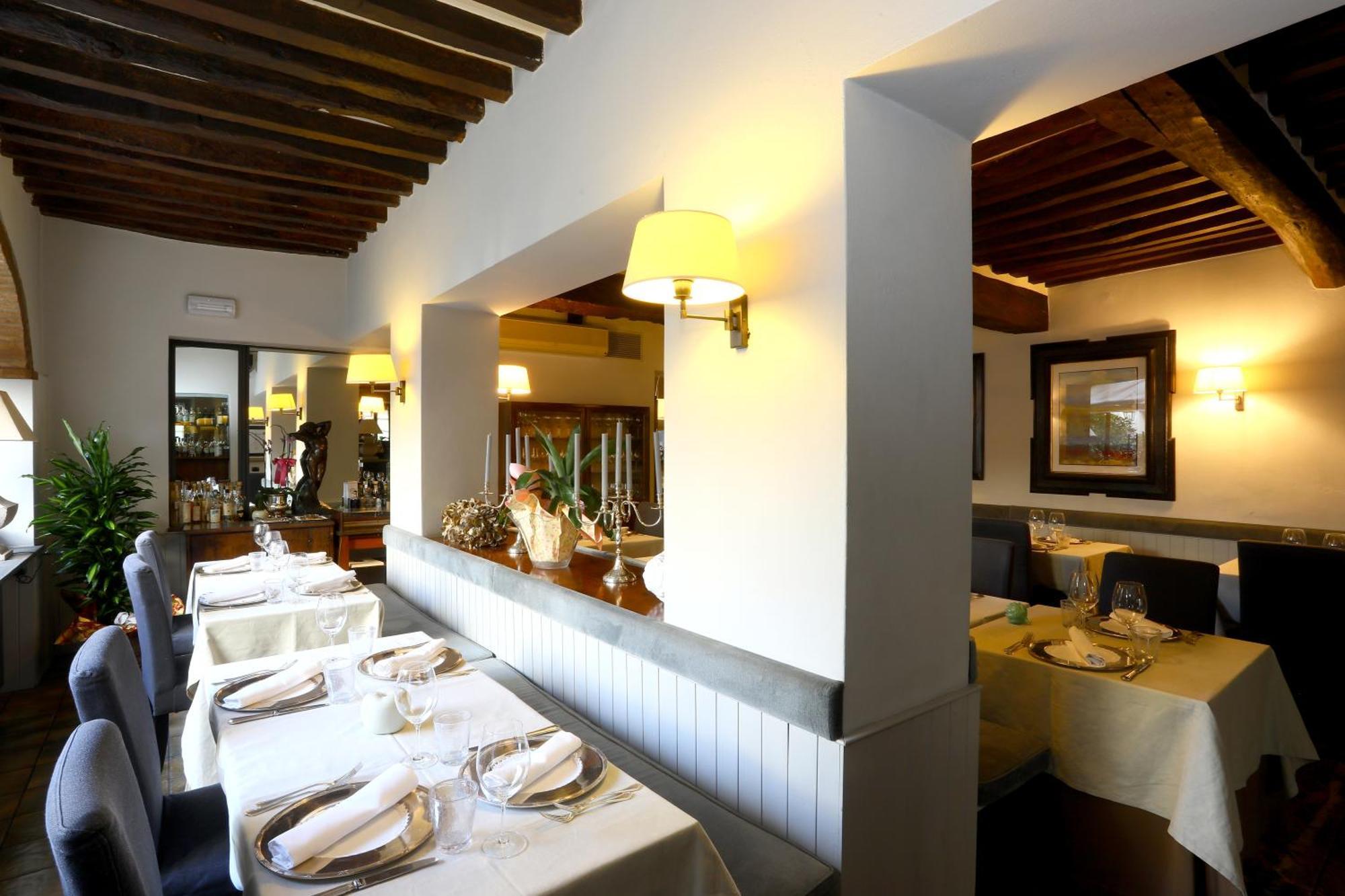 Locanda Stella D'Oro Soragna ภายนอก รูปภาพ